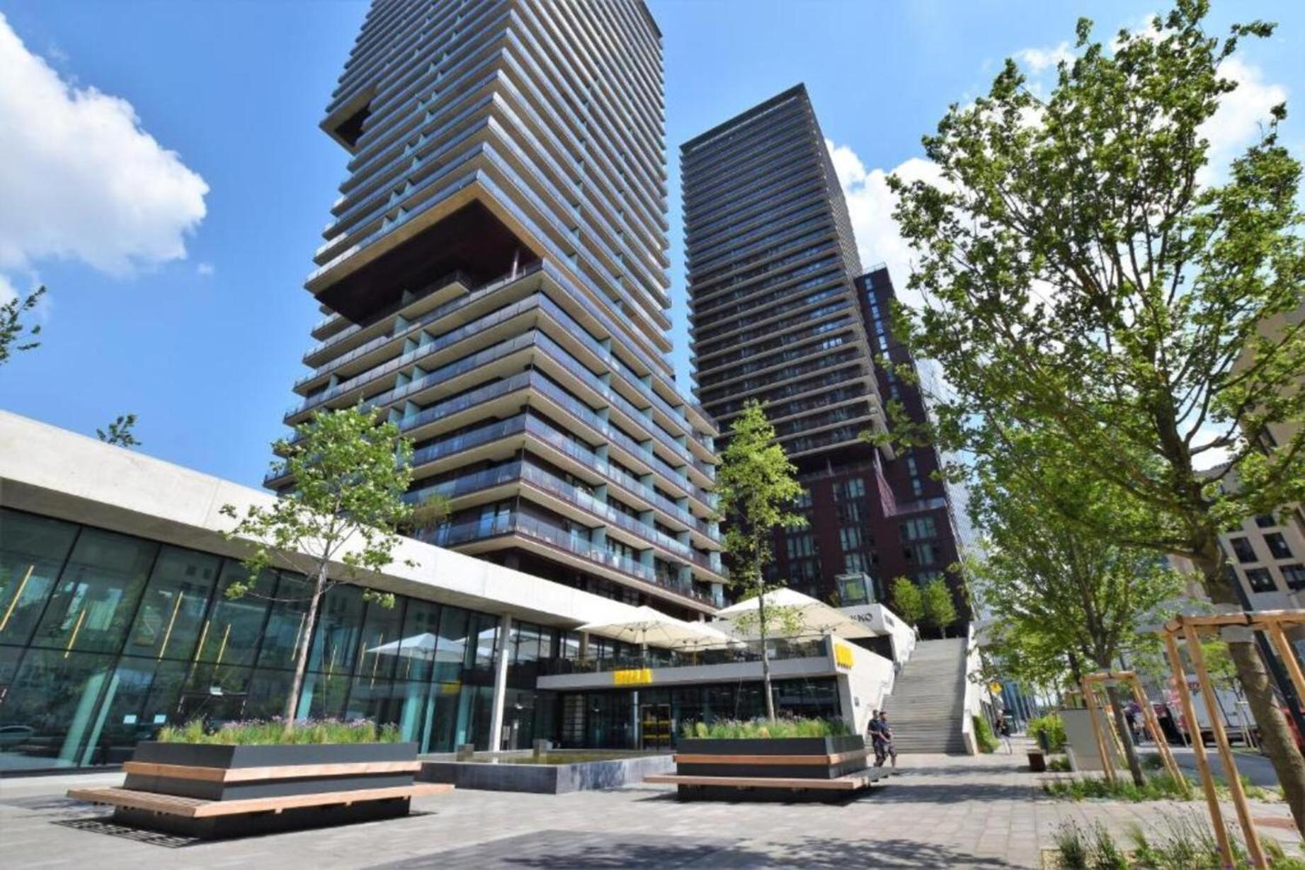 Panorama Sky Apartment I Rooftop Pool I Metro Station فيينا المظهر الخارجي الصورة